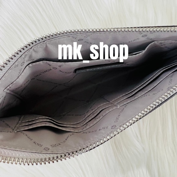 Michael Kors Jet Set Charm Large Zip Clutch Wristlet Silver - Picture 7 of 11